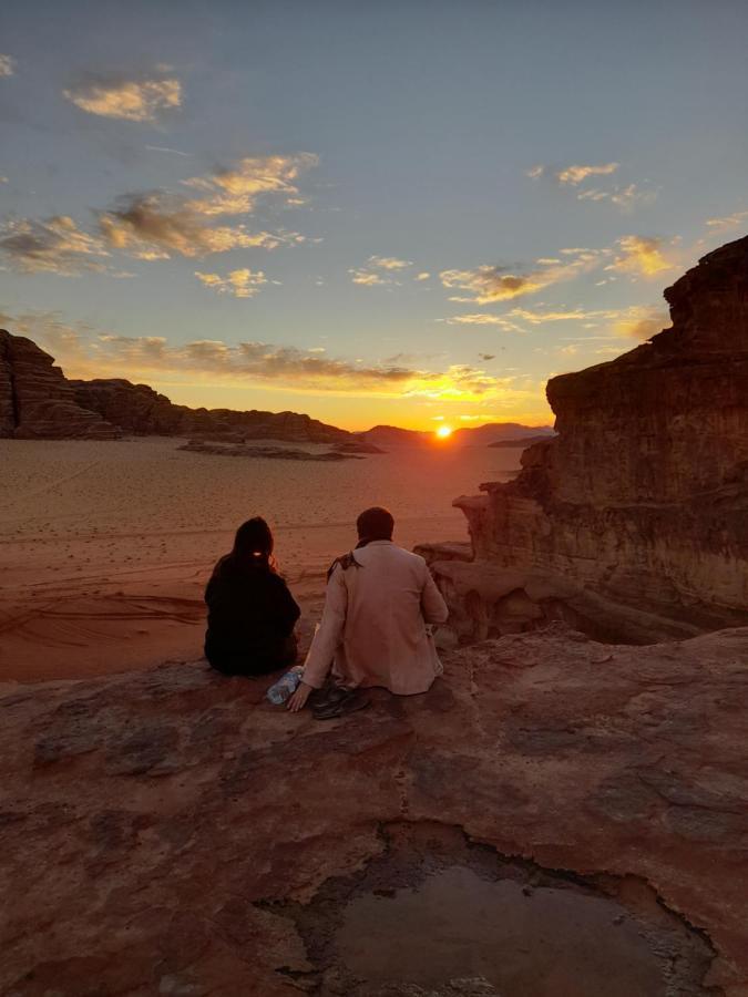Wadi Rum camels camp Bagian luar foto